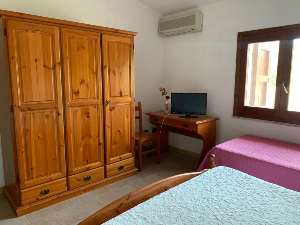 Agriturismo Terra Noas Villaurbana Buitenkant foto